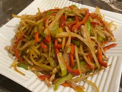 咸疙瘩头炒肉丝-燕青小馆(东园大厦店)