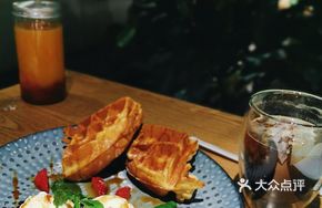 Waffle Ice Cream