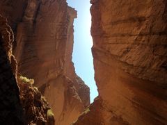 -天山神秘大峡谷