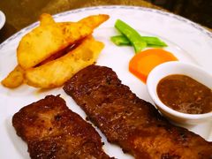 肩胛大块黑椒牛排-92°C俄式厨房(中央大街店)