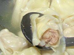 -真真鲜馄饨店(启蒙路店)