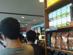 -星巴克臻选(郑州中原万达店)