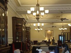 -Salon de Ville浦江汇(上海外滩华尔道夫酒店店)