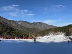 -大别山南武当滑雪场