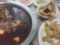-忘情水鱼头·鲜鱼火锅(滨江中路店)