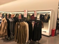 -ZARA(熙地港店)