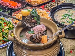 -正宗南铁拉叔沙煲螺·烧烤·秘制靓粥(南铁总店)