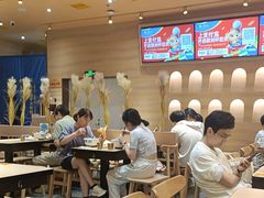 -陳香貴·蘭州牛肉面(月星环球港店)