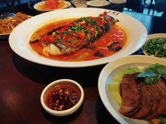 -上名堂·鱼头好吃(体育场路店)