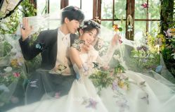 -雪中彩影婚纱摄影·微光艺术中心