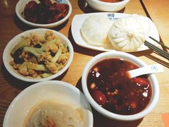 -馋笼小食堂-青岛大虾包(繁花里店)