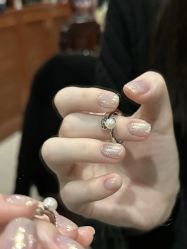 -悦指间美甲美睫