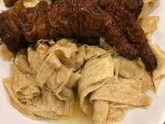 腐皮凤爪双拼-松發肉骨茶(牛车水店)