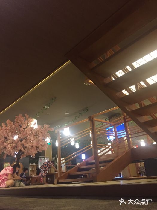 汤泉良子(金源店)图片