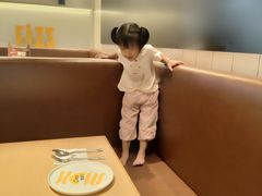 -菲滋意式餐厅(富阳东方茂店)