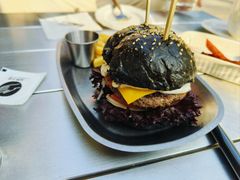 -三勾JJJ Burger&Coffee(梅溪湖店)