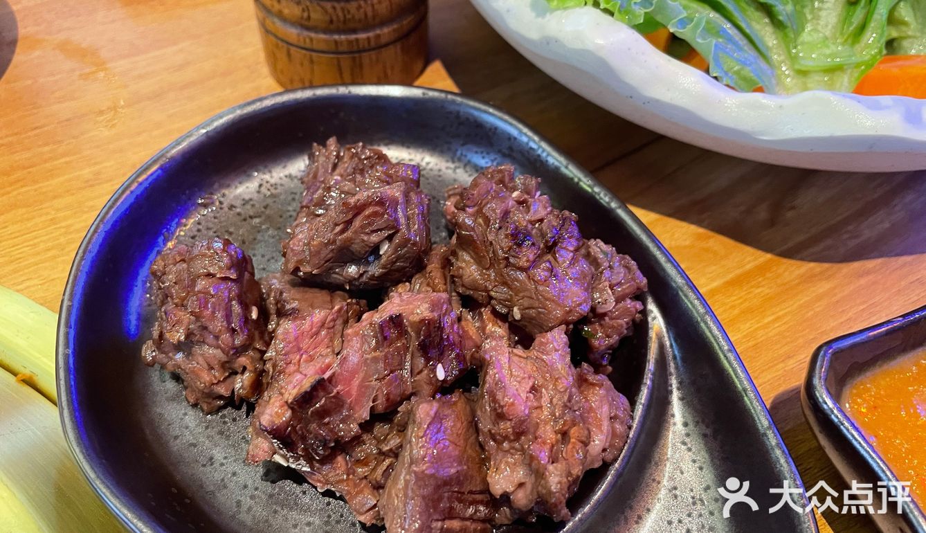 幸福吃肉[吐][吐][吐]