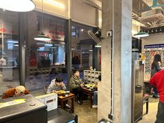 -方铲铲·成都板凳面(滨江银泰店)