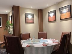 包厢-湖庭壹品鸭王·传统北京烤鸭·别墅私房菜·庭院宵夜(江宁店)