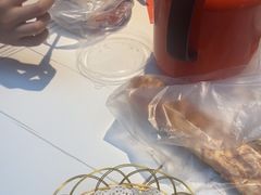 -阿瓦山寨·湘菜现炒·剁椒鱼头王(咸阳总店)