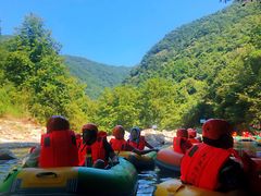 -雅鲁激流探险漂流