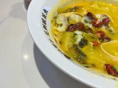-渝是乎川渝小炒(新世界百货望京店)