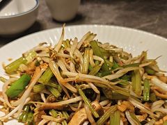 -闫府私房菜(恒隆店)