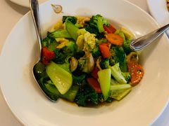 -Thai Pothong Restaurant