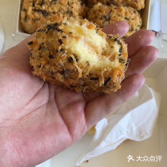 屿澜甜品店