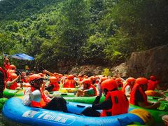 -雅鲁激流探险漂流