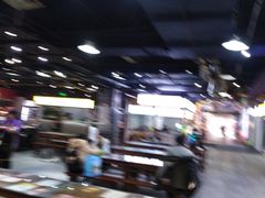 -食上东新街美食街区(民乐新都会店)