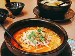 -灵芝妹子海鲜米线(瓦房店新玛特店)