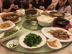 -围龙屋客家食府(福田店)