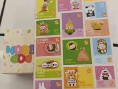 -泡泡玛特POPMART(上海环球港店)