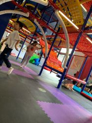 -动力星球家庭亲子游乐中心