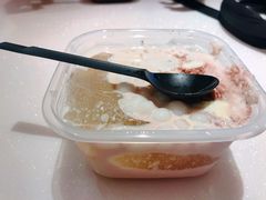 招牌白雪黑糯米冰粉-甜心闲生传统手工冰粉(太古里店)