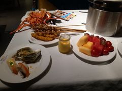 -领鲜活海鲜榴莲自助火锅(东门店)