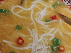 -江渔儿酸菜鱼(万科东荟城店)