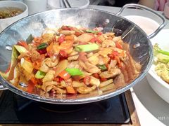 干锅黑猪猪大肠-新辣宴·湖南家常菜·商务聚餐(中粮创芯店)