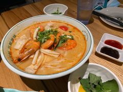酸辣海鲜汤河粉-米纸越南小馆(金鹰世界店)
