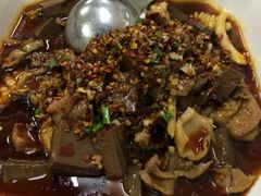 -红鼻子桂林米粉(金唐新光界店)