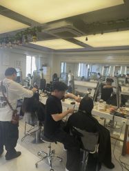 -镁连社·美联社