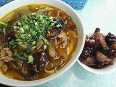 酸菜肉丝米线-越洋肖氏老米线(杨家坪店)
