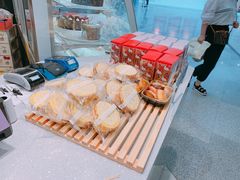 -Bread Talk 面包新语(荟聚店)