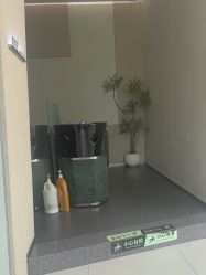点击看大图 -八佰伴8008星级形象店