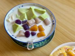 豆花芋圆斑斓奶冻-荔芳传统糖水铺