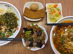 -顺溜·手工刀削面·黑金店(铜锣湾店)