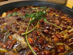 -鸿顺老铁锅美蛙鱼府(解放碑店)