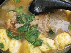 -小杨生煎(金山百联购物中心3楼店)