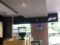 -麦当劳(容桂客运站得来速店)